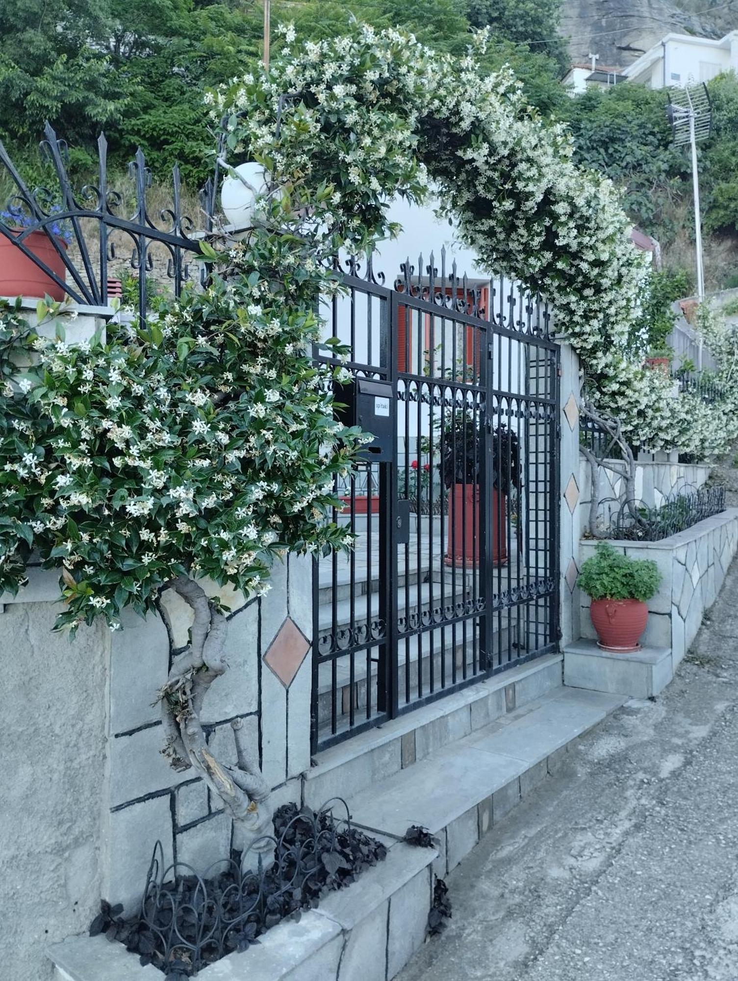 Spitaki Kavala Exterior foto